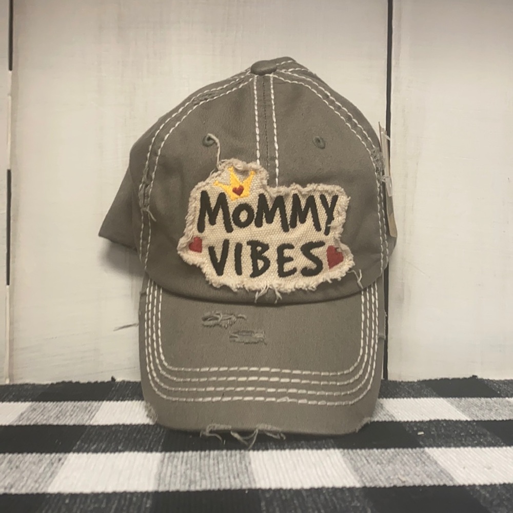 Cute mommy vibe hat